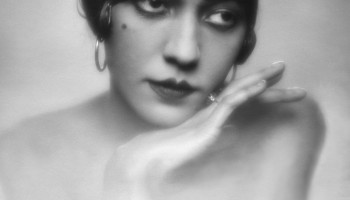 Mario von Bucovich (Atelier Karl Schenker) :: Portrait of American dancer Ruth Walker, ca. 1928. | src Getty Images