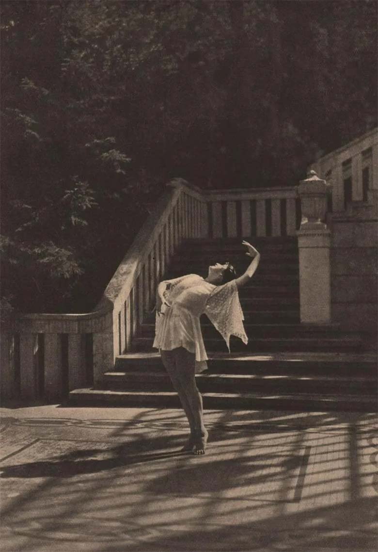Paul Jsenfels :: Dancer, Stuttgart Dance School, 1920s. | src liveauctioneers